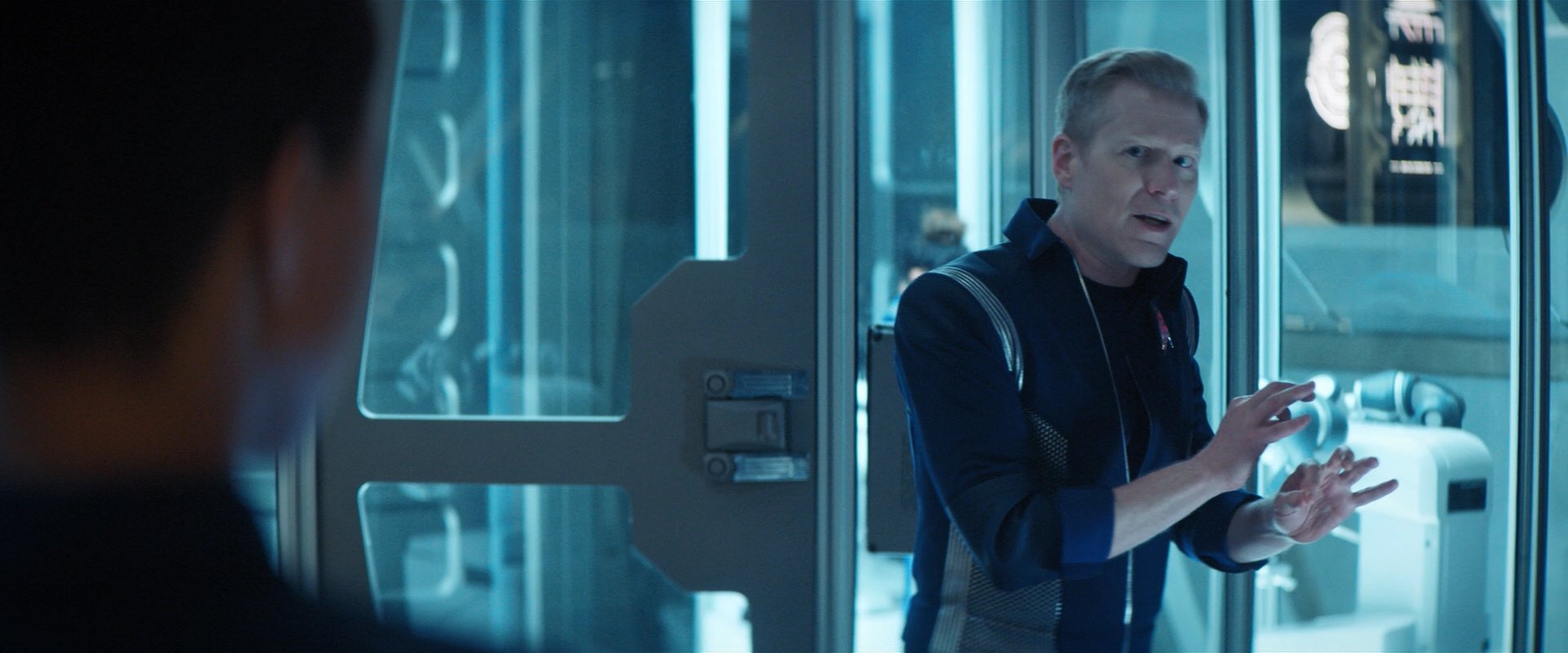 extant_StarTrekDiscovery_2x05-SaintsOfImperfection_01486.jpg