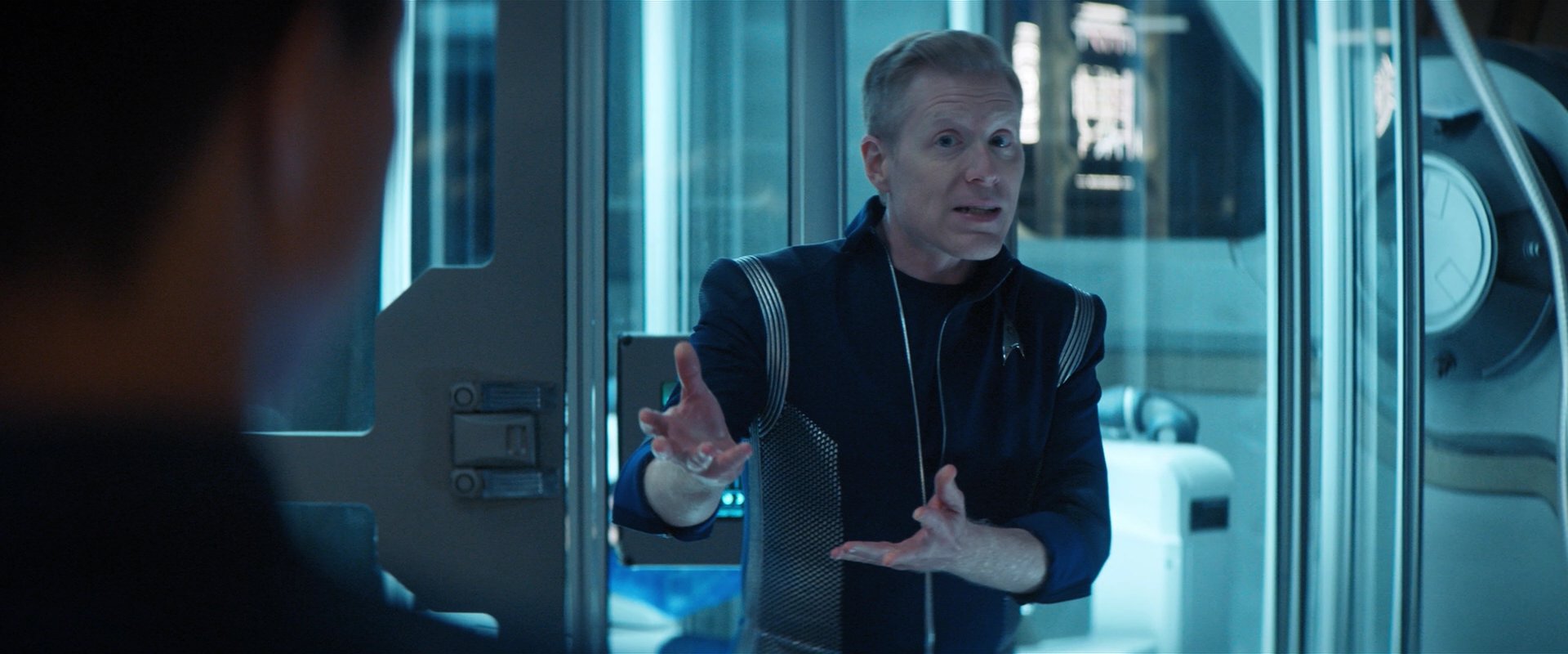 extant_StarTrekDiscovery_2x05-SaintsOfImperfection_01519.jpg