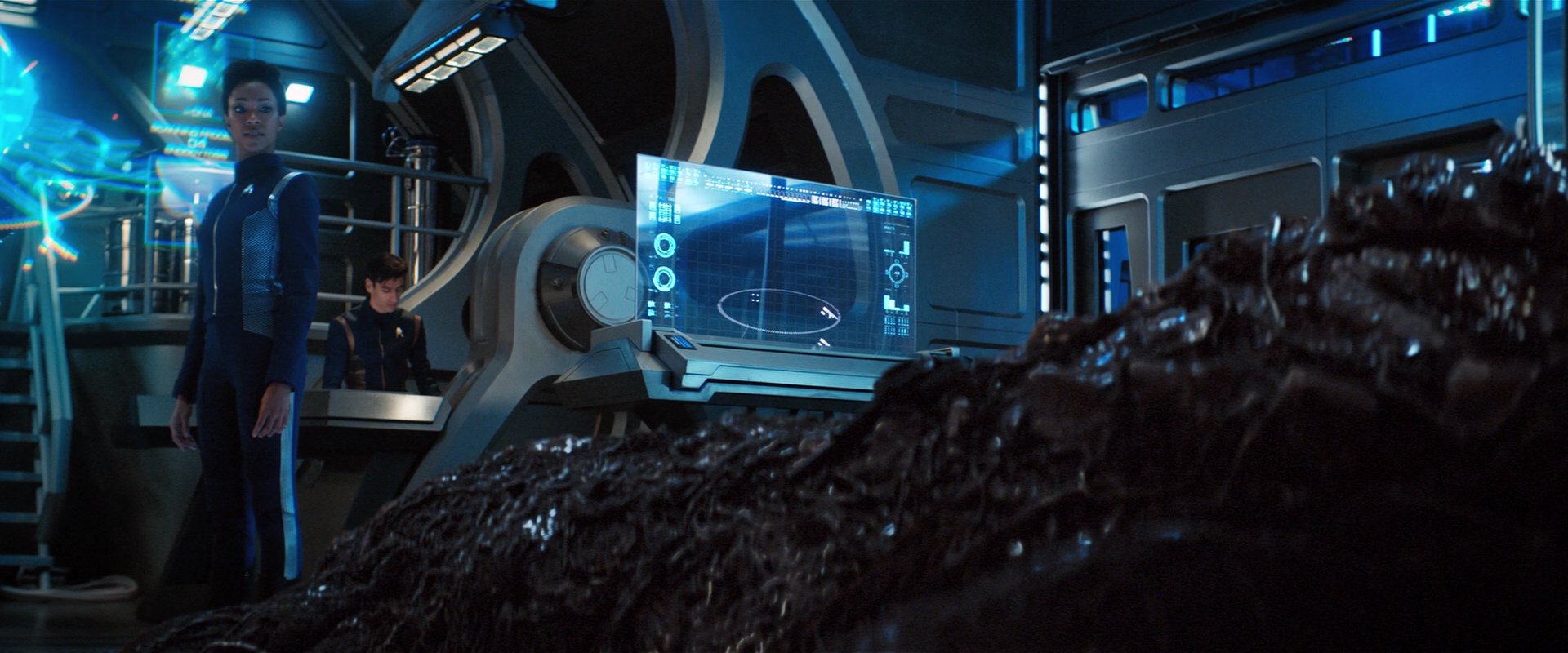 extant_StarTrekDiscovery_2x05-SaintsOfImperfection_01611.jpg