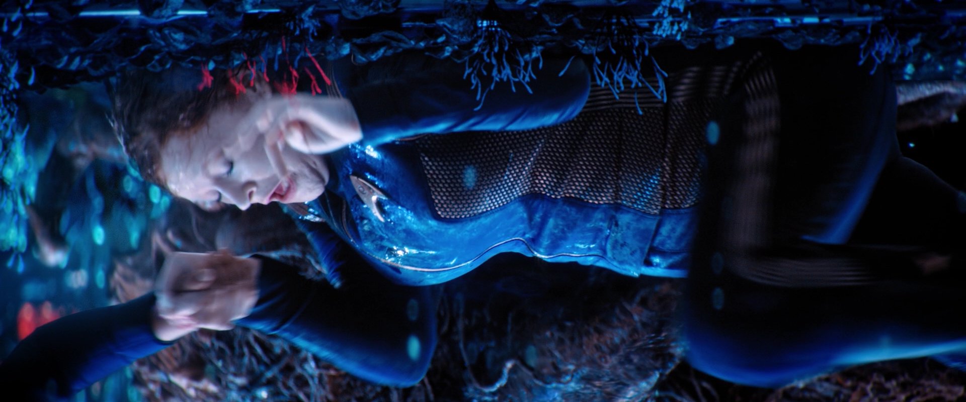extant_StarTrekDiscovery_2x05-SaintsOfImperfection_01649.jpg