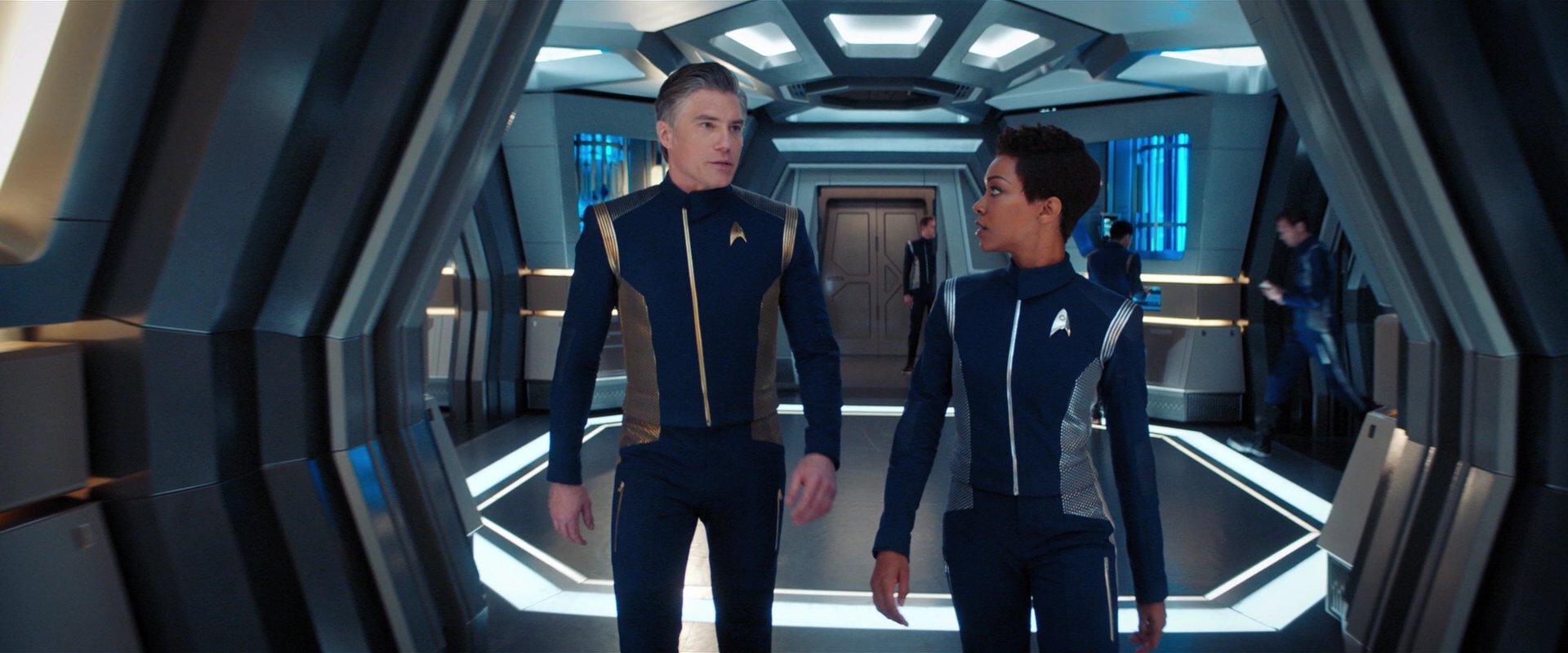 extant_StarTrekDiscovery_2x05-SaintsOfImperfection_01907.jpg