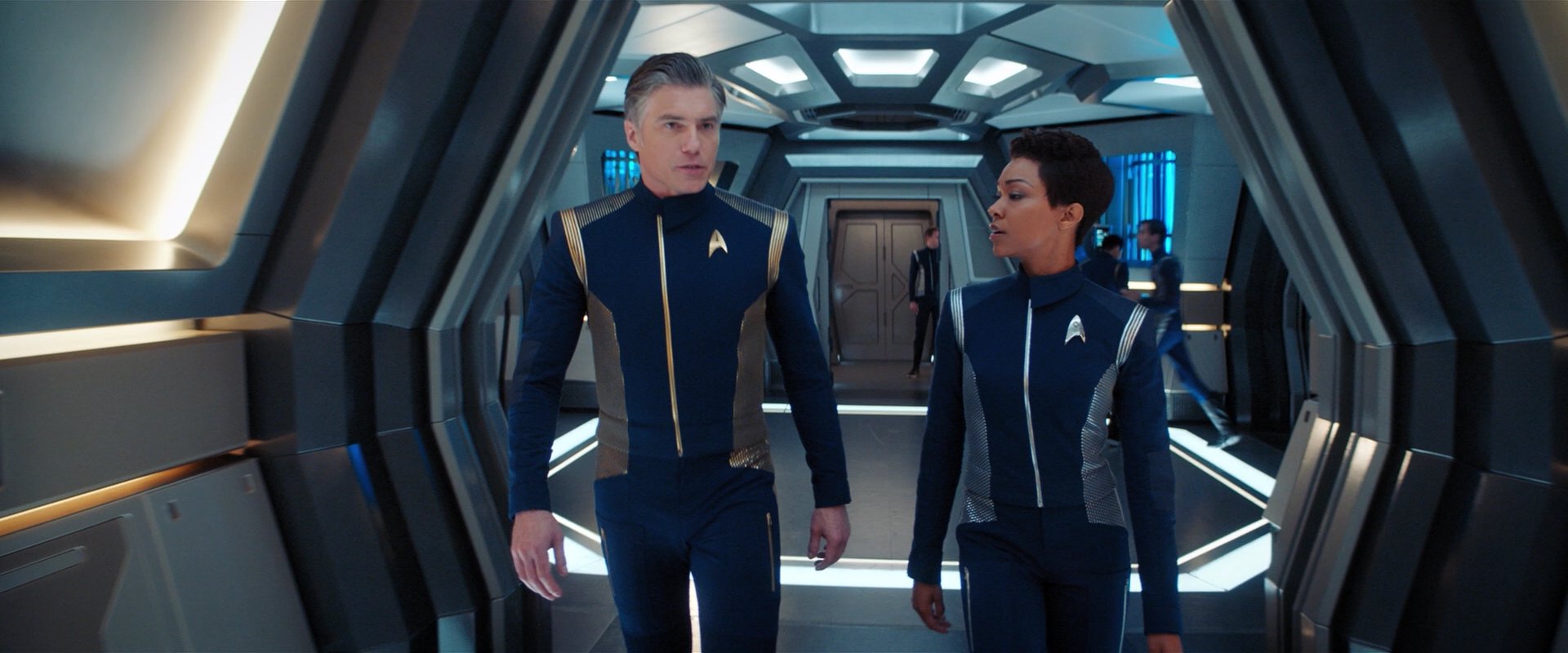 extant_StarTrekDiscovery_2x05-SaintsOfImperfection_01908.jpg