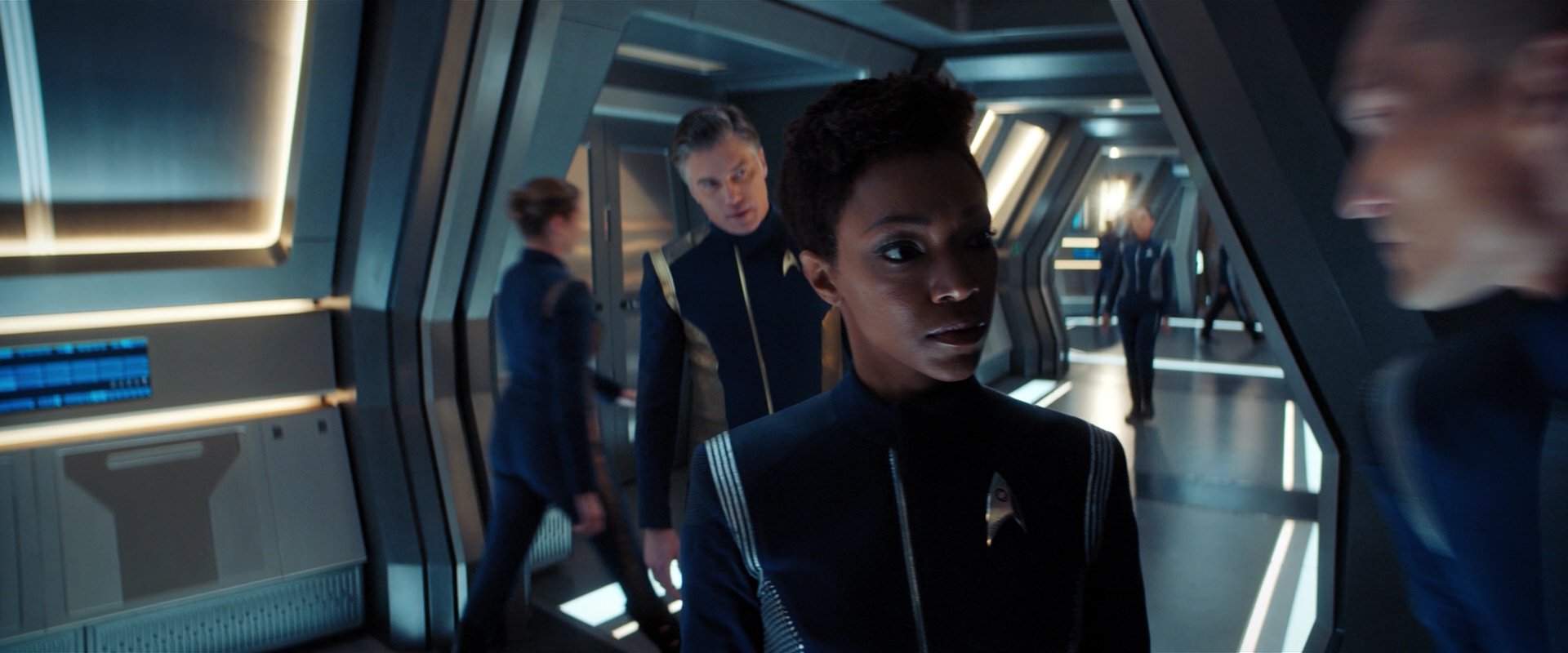 extant_StarTrekDiscovery_2x05-SaintsOfImperfection_01921.jpg