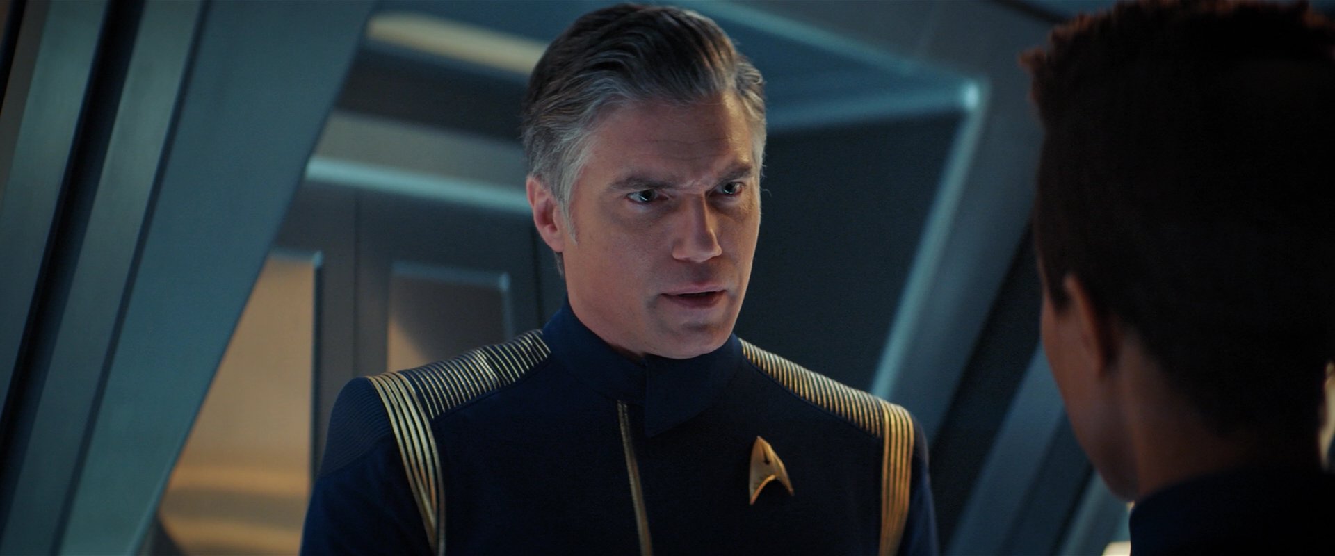 extant_StarTrekDiscovery_2x05-SaintsOfImperfection_01975.jpg
