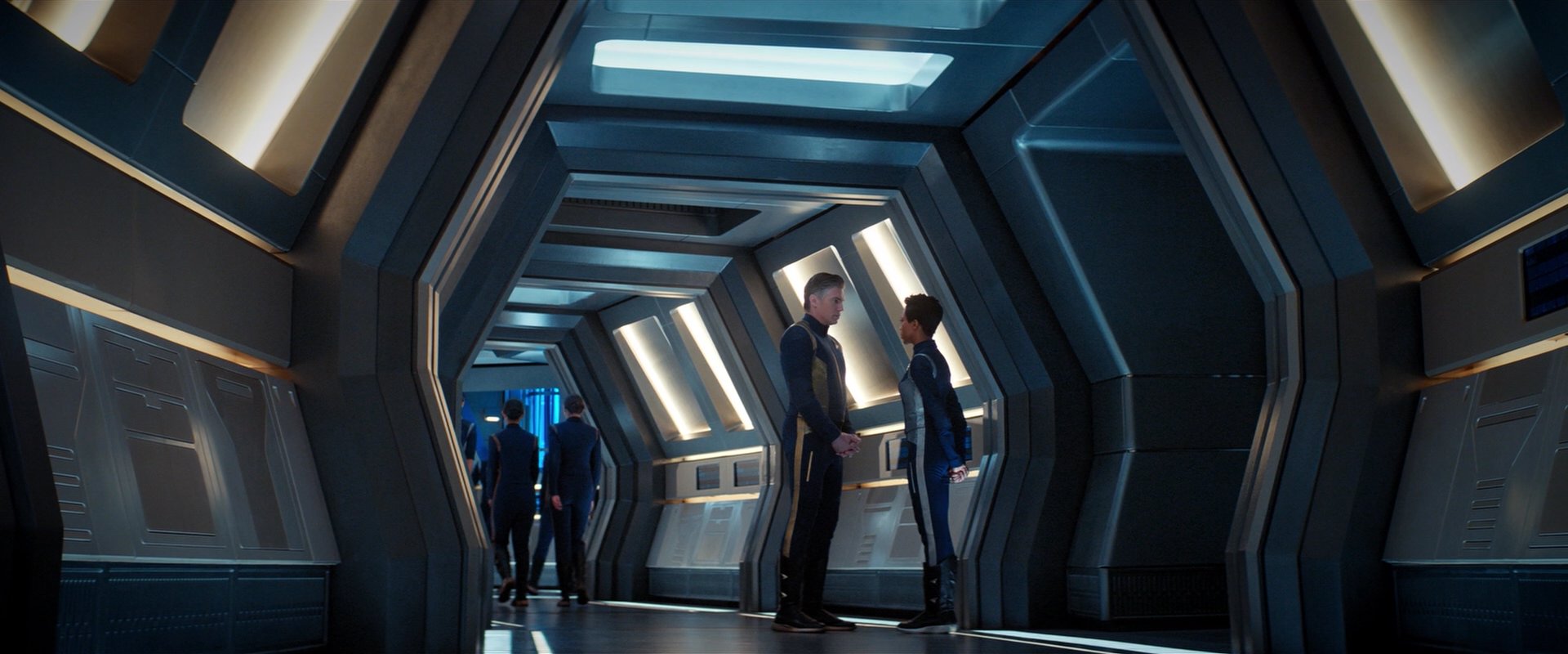 extant_StarTrekDiscovery_2x05-SaintsOfImperfection_02061.jpg