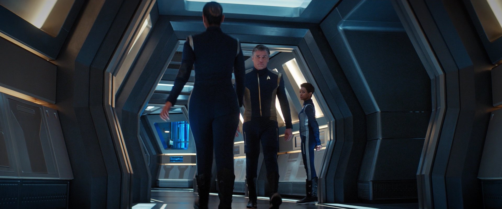 extant_StarTrekDiscovery_2x05-SaintsOfImperfection_02084.jpg
