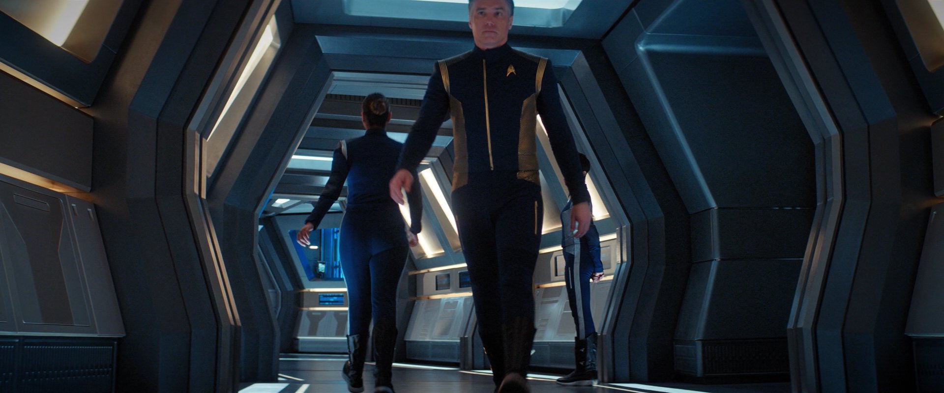 extant_StarTrekDiscovery_2x05-SaintsOfImperfection_02086.jpg