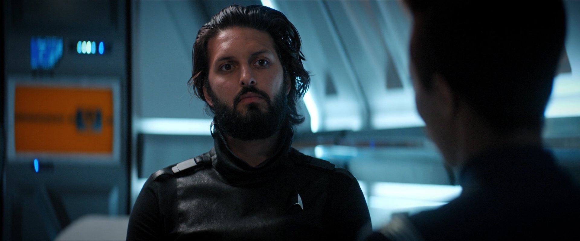 extant_StarTrekDiscovery_2x05-SaintsOfImperfection_02167.jpg