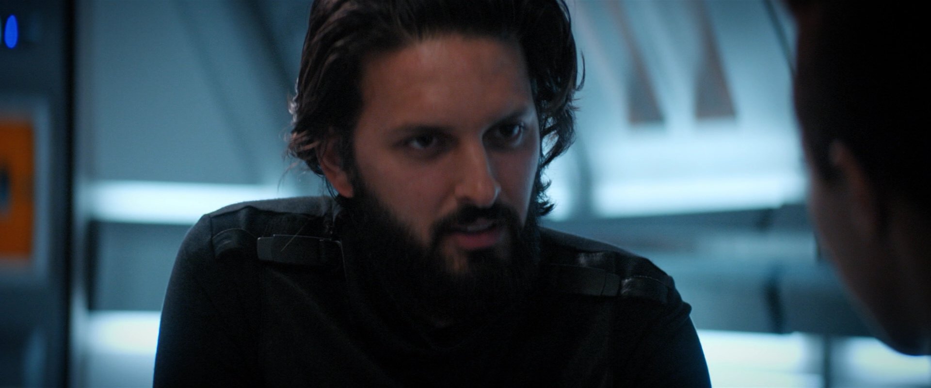 extant_StarTrekDiscovery_2x05-SaintsOfImperfection_02224.jpg
