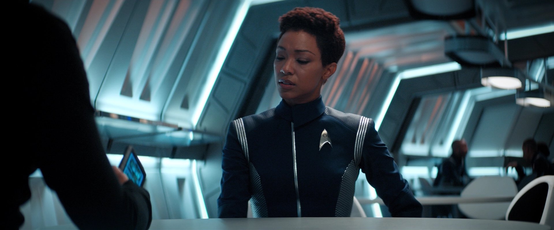 extant_StarTrekDiscovery_2x05-SaintsOfImperfection_02276.jpg
