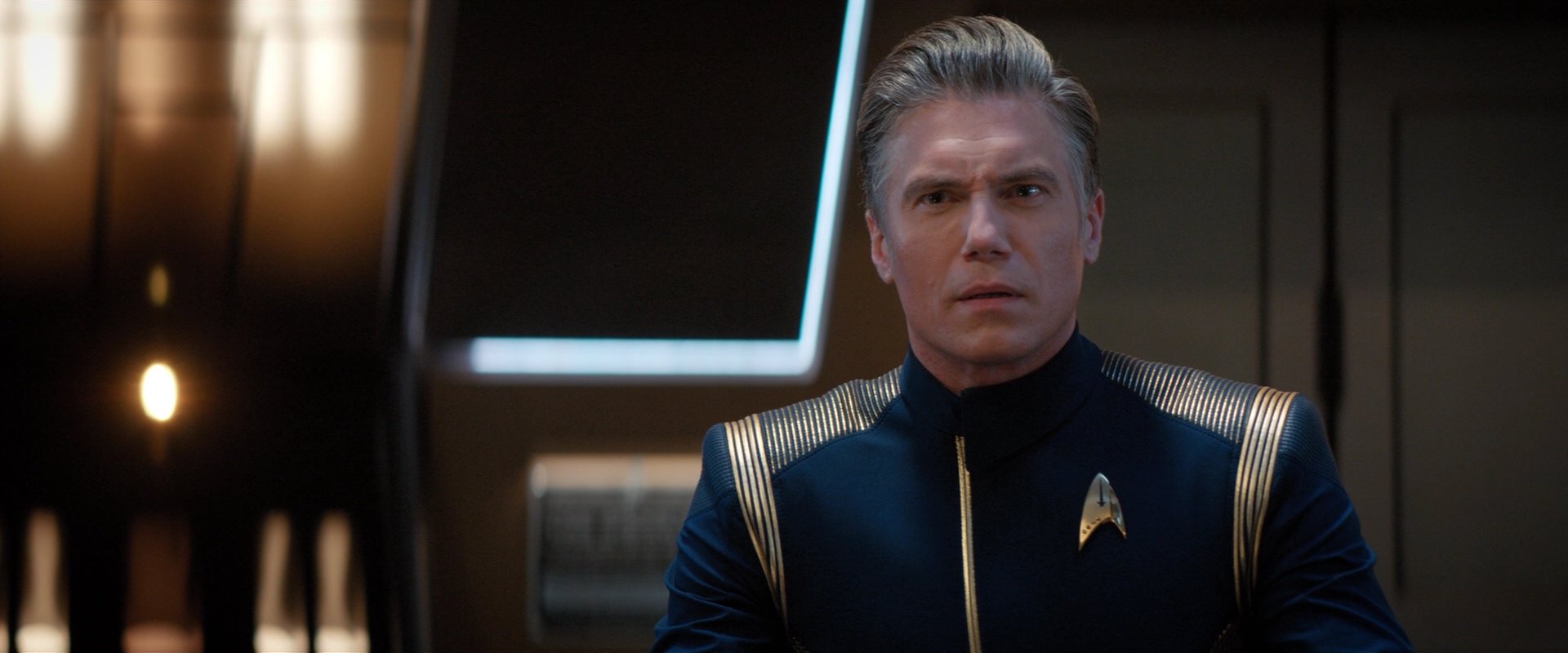 extant_StarTrekDiscovery_2x05-SaintsOfImperfection_02419.jpg