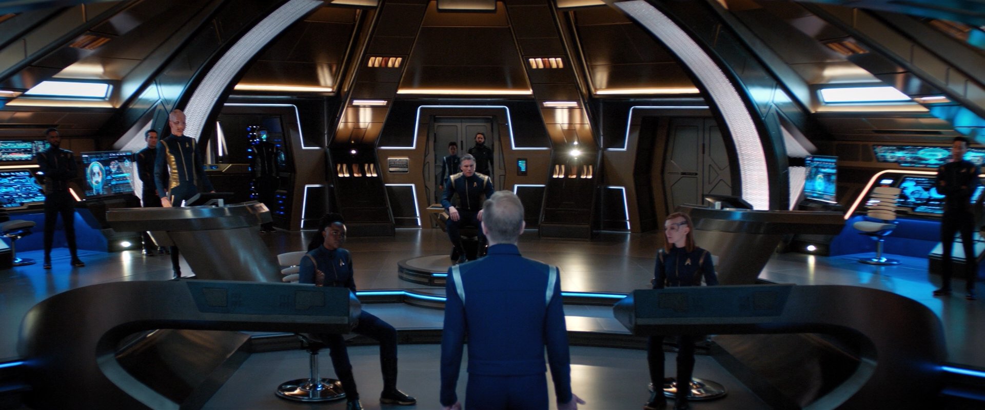 extant_StarTrekDiscovery_2x05-SaintsOfImperfection_02431.jpg
