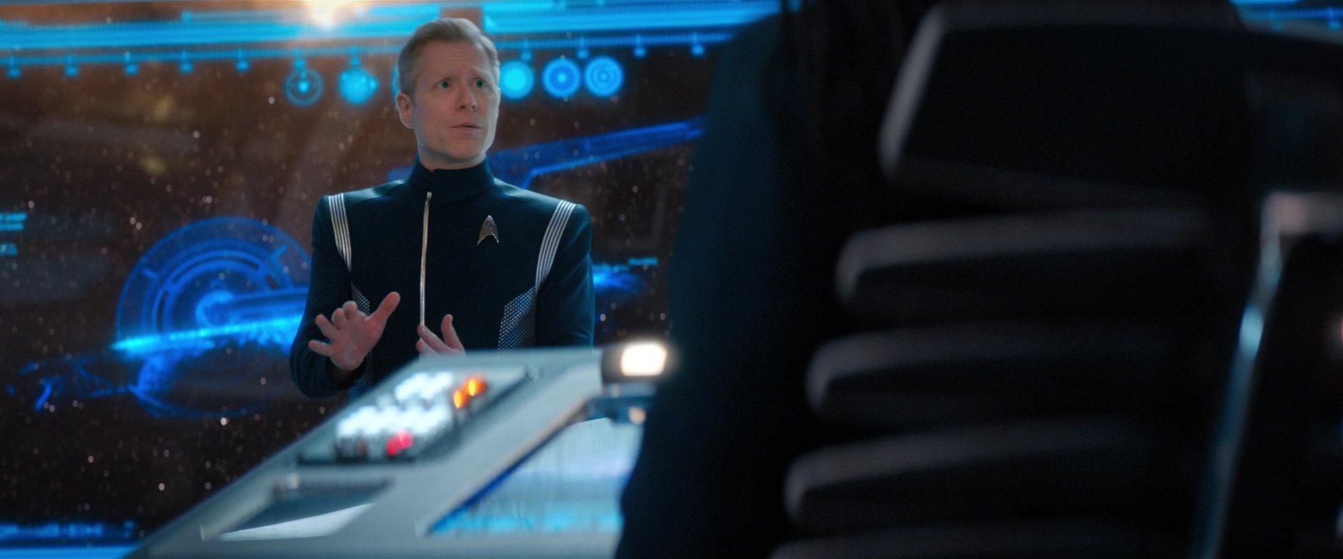 extant_StarTrekDiscovery_2x05-SaintsOfImperfection_02492.jpg