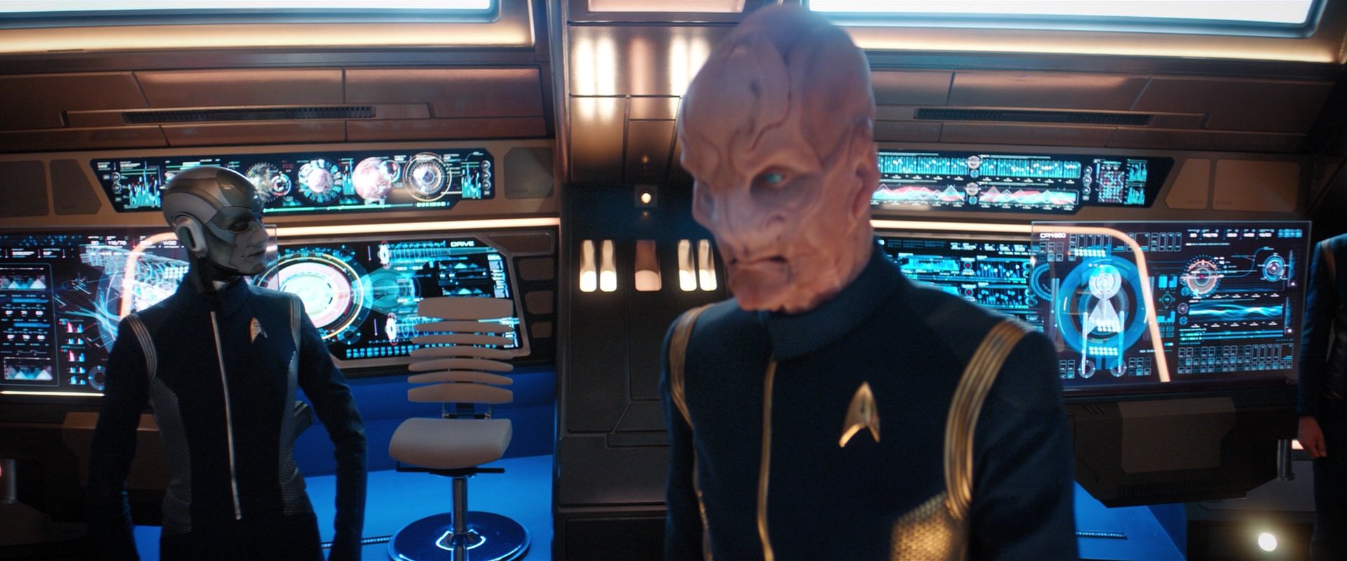 extant_StarTrekDiscovery_2x05-SaintsOfImperfection_02622.jpg