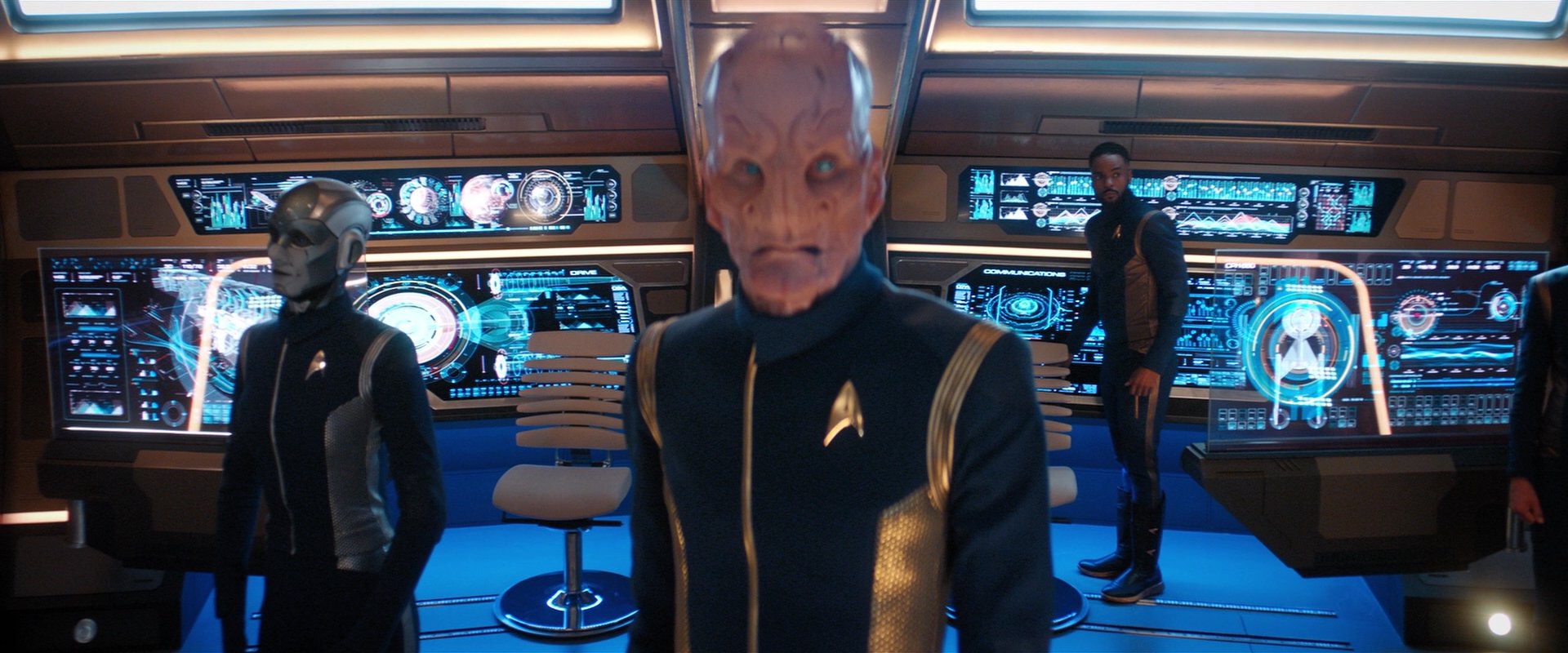 extant_StarTrekDiscovery_2x05-SaintsOfImperfection_02627.jpg