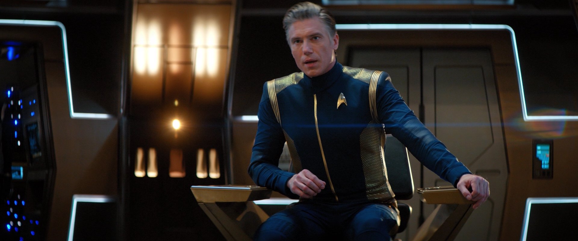 extant_StarTrekDiscovery_2x05-SaintsOfImperfection_02630.jpg