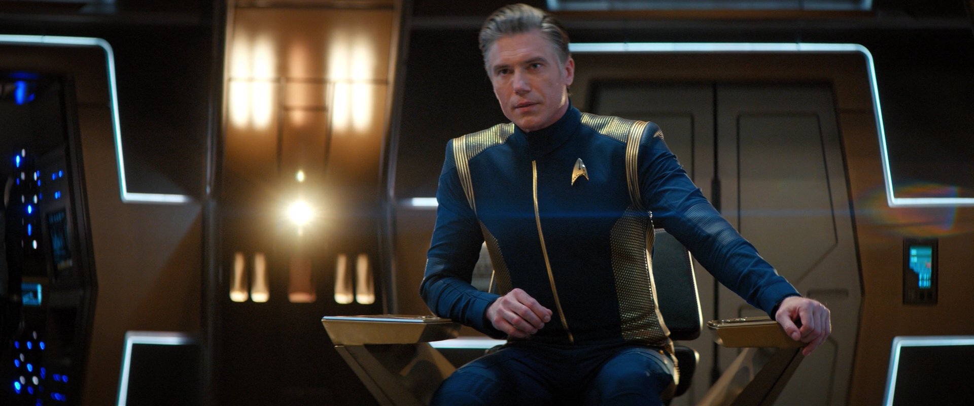 extant_StarTrekDiscovery_2x05-SaintsOfImperfection_02631.jpg