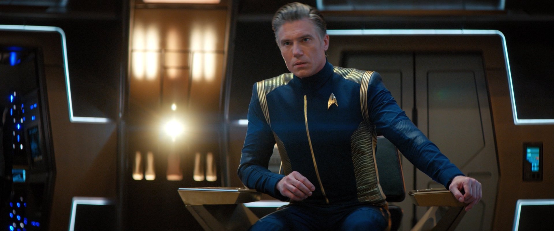 extant_StarTrekDiscovery_2x05-SaintsOfImperfection_02635.jpg
