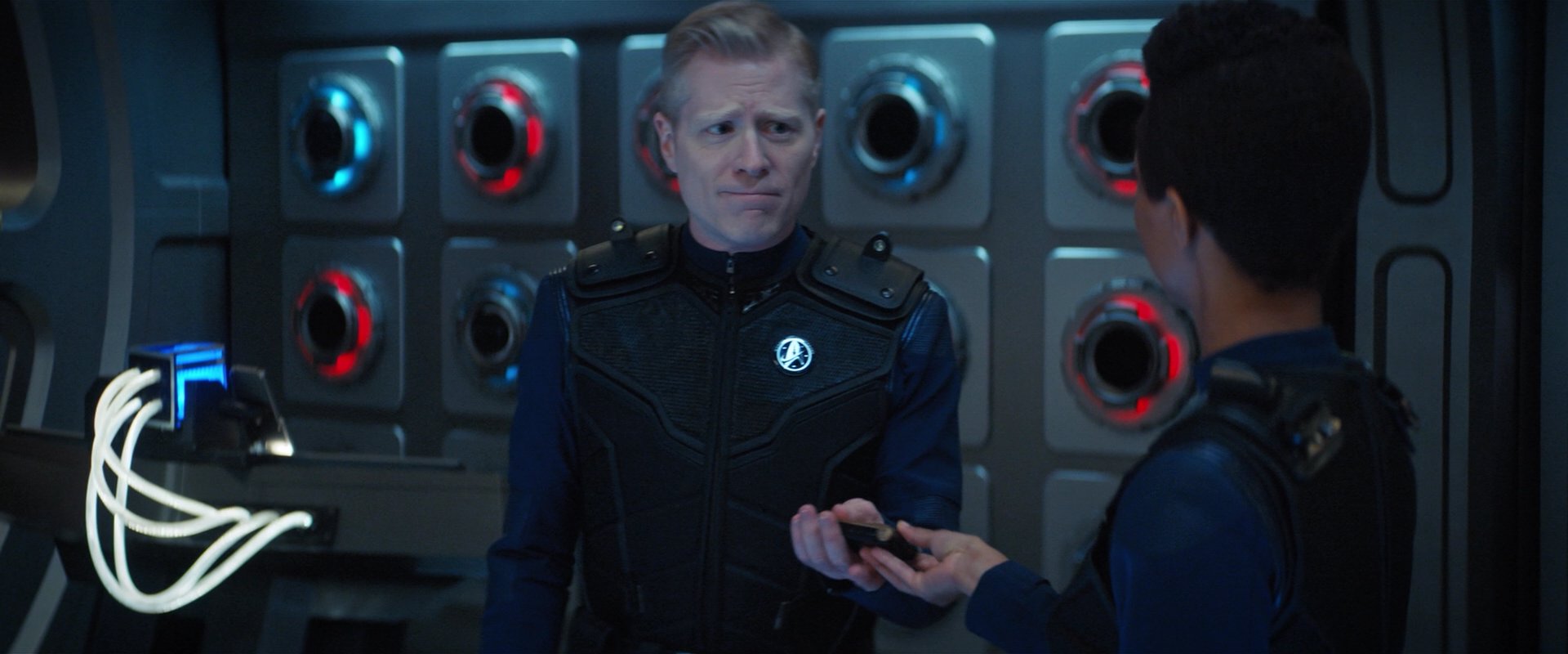 extant_StarTrekDiscovery_2x05-SaintsOfImperfection_02716.jpg