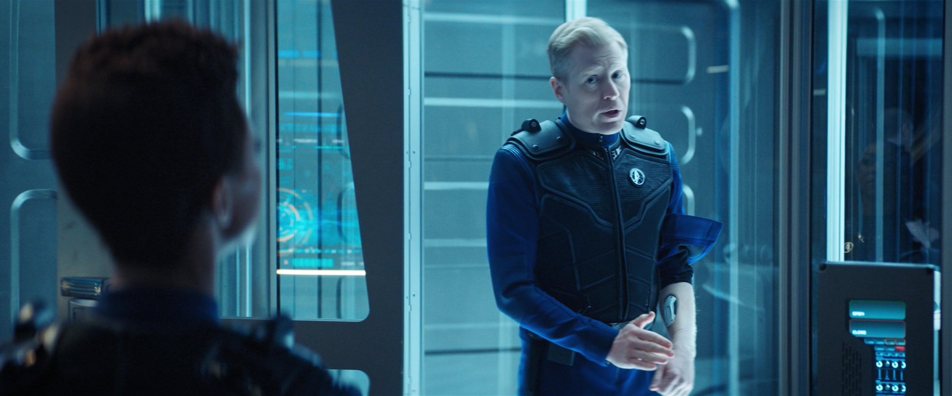 extant_StarTrekDiscovery_2x05-SaintsOfImperfection_02728.jpg