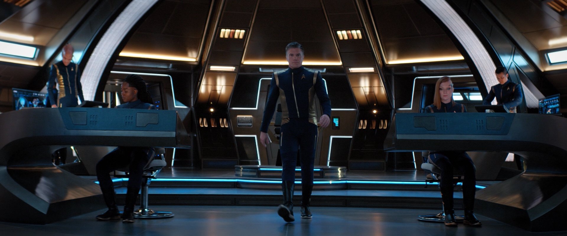 extant_StarTrekDiscovery_2x05-SaintsOfImperfection_02772.jpg