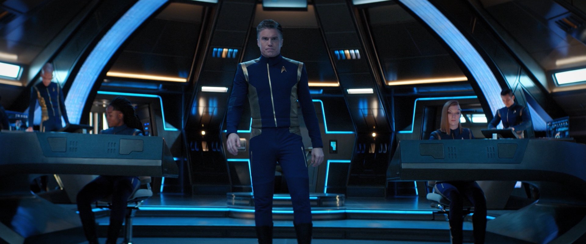 extant_StarTrekDiscovery_2x05-SaintsOfImperfection_02775.jpg