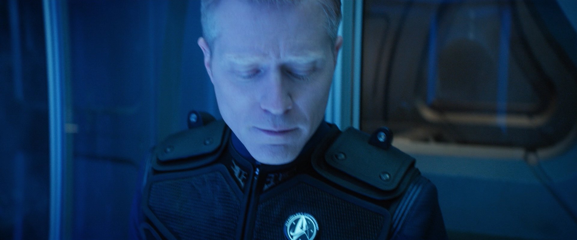 extant_StarTrekDiscovery_2x05-SaintsOfImperfection_02960.jpg