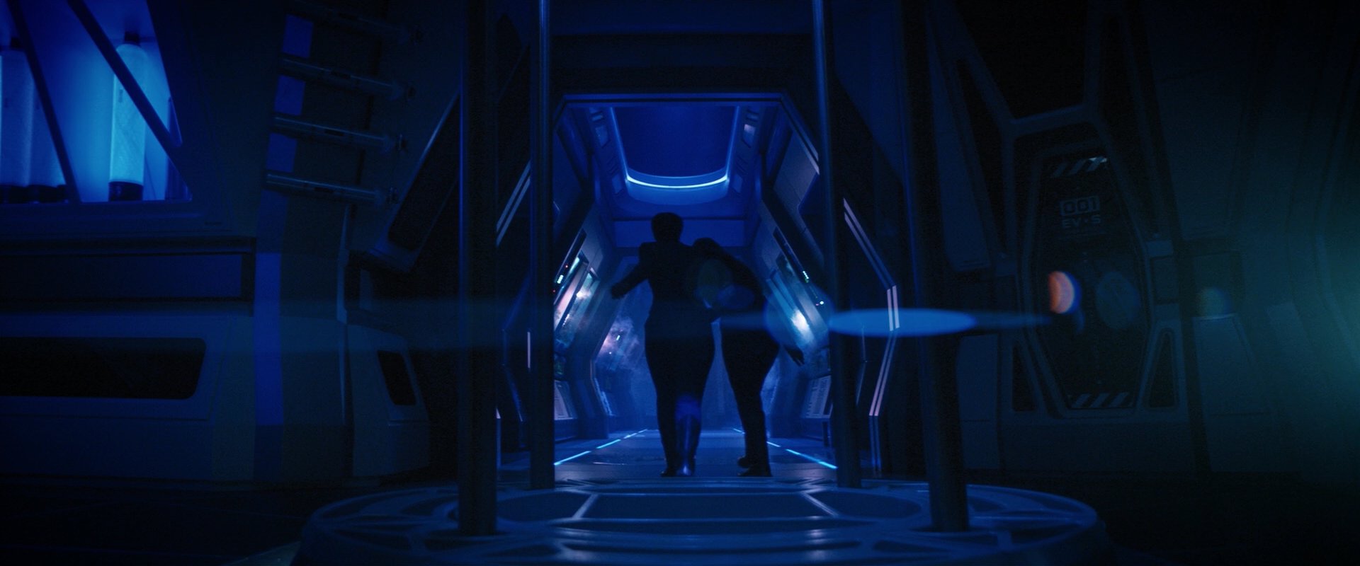 extant_StarTrekDiscovery_2x05-SaintsOfImperfection_03034.jpg
