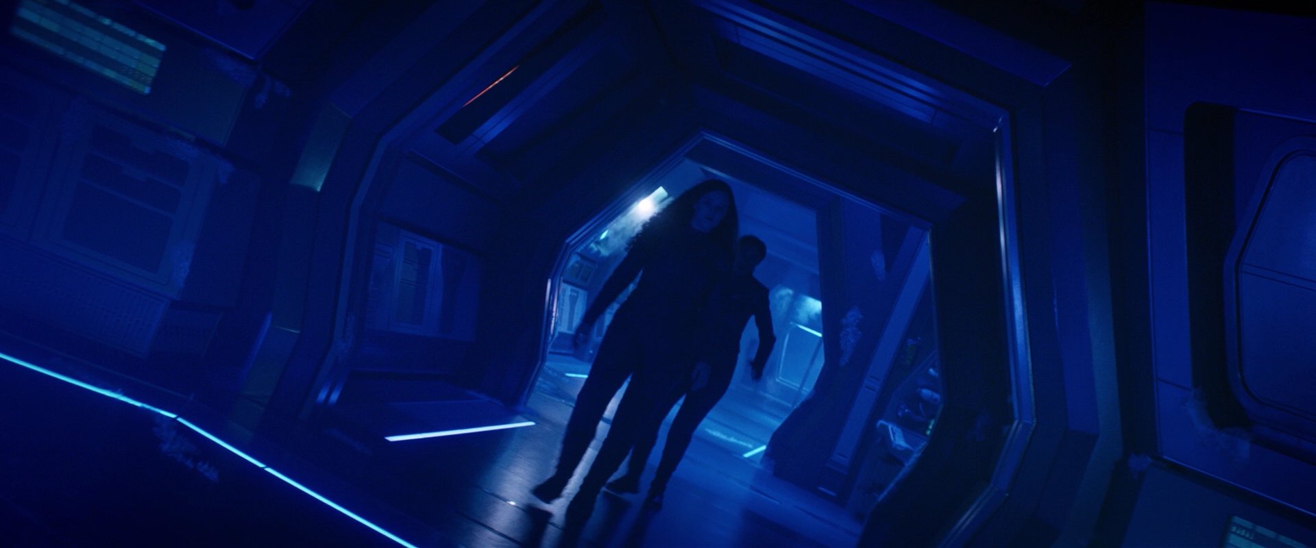 extant_StarTrekDiscovery_2x05-SaintsOfImperfection_03089.jpg