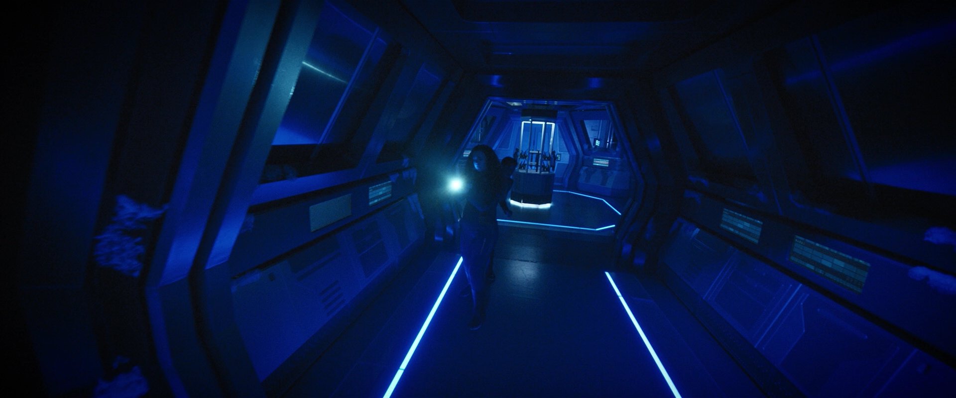 extant_StarTrekDiscovery_2x05-SaintsOfImperfection_03194.jpg