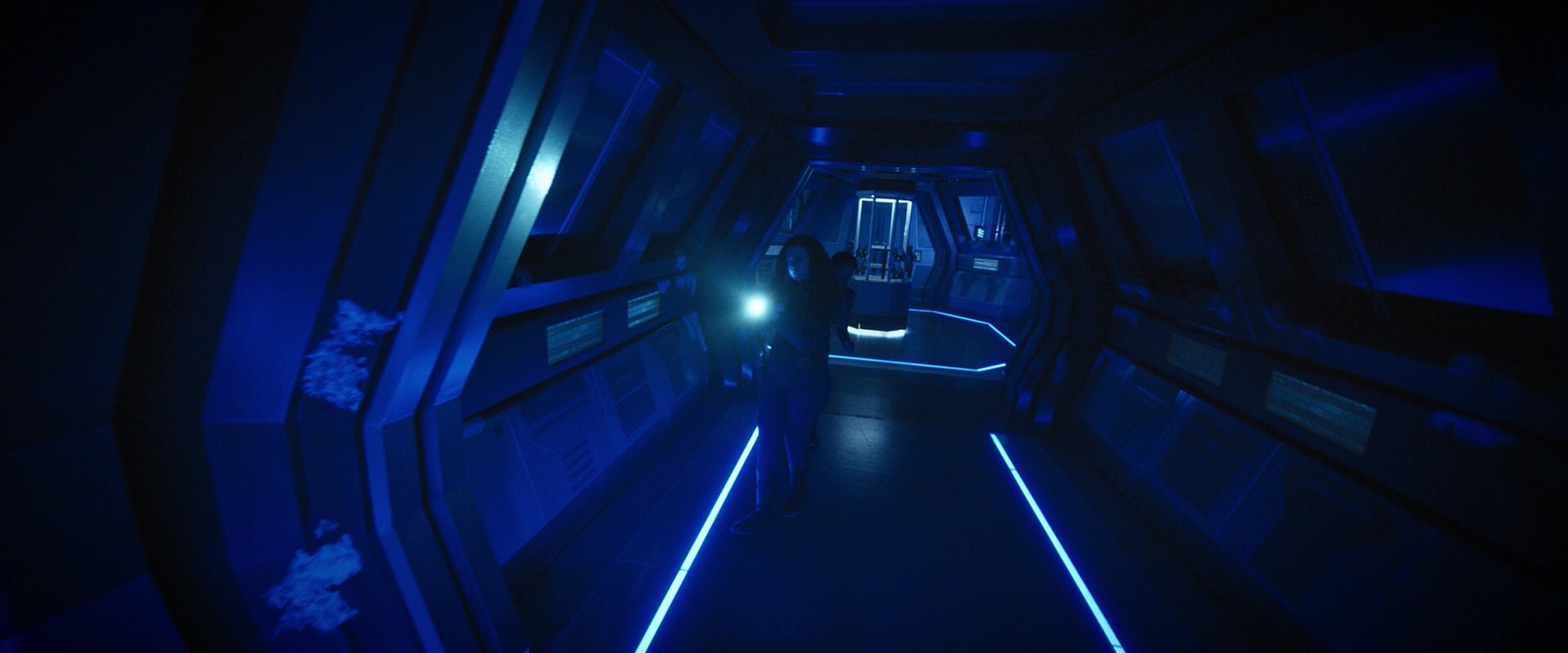 extant_StarTrekDiscovery_2x05-SaintsOfImperfection_03195.jpg