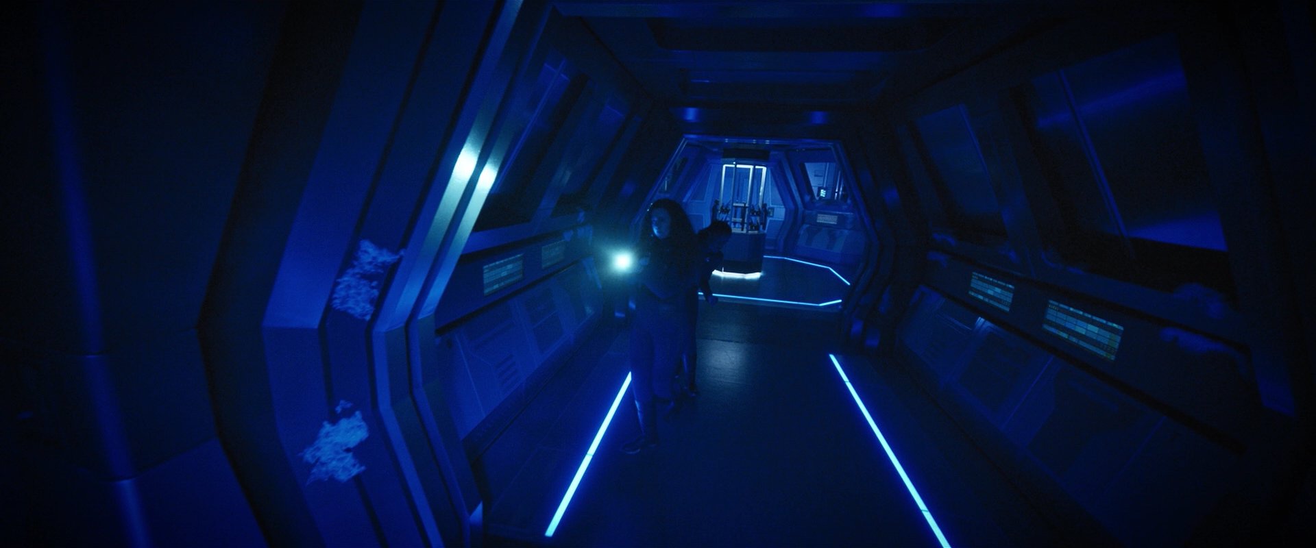 extant_StarTrekDiscovery_2x05-SaintsOfImperfection_03196.jpg