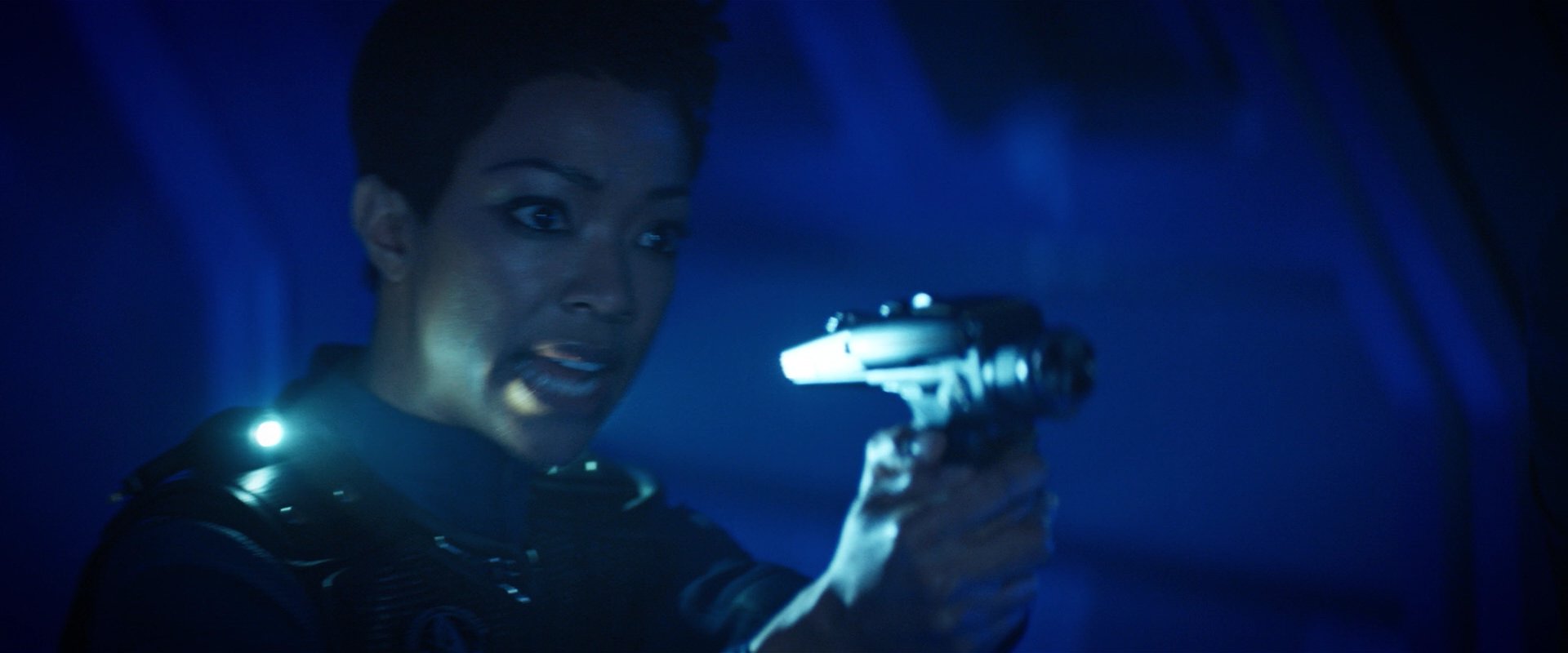 extant_StarTrekDiscovery_2x05-SaintsOfImperfection_03236.jpg
