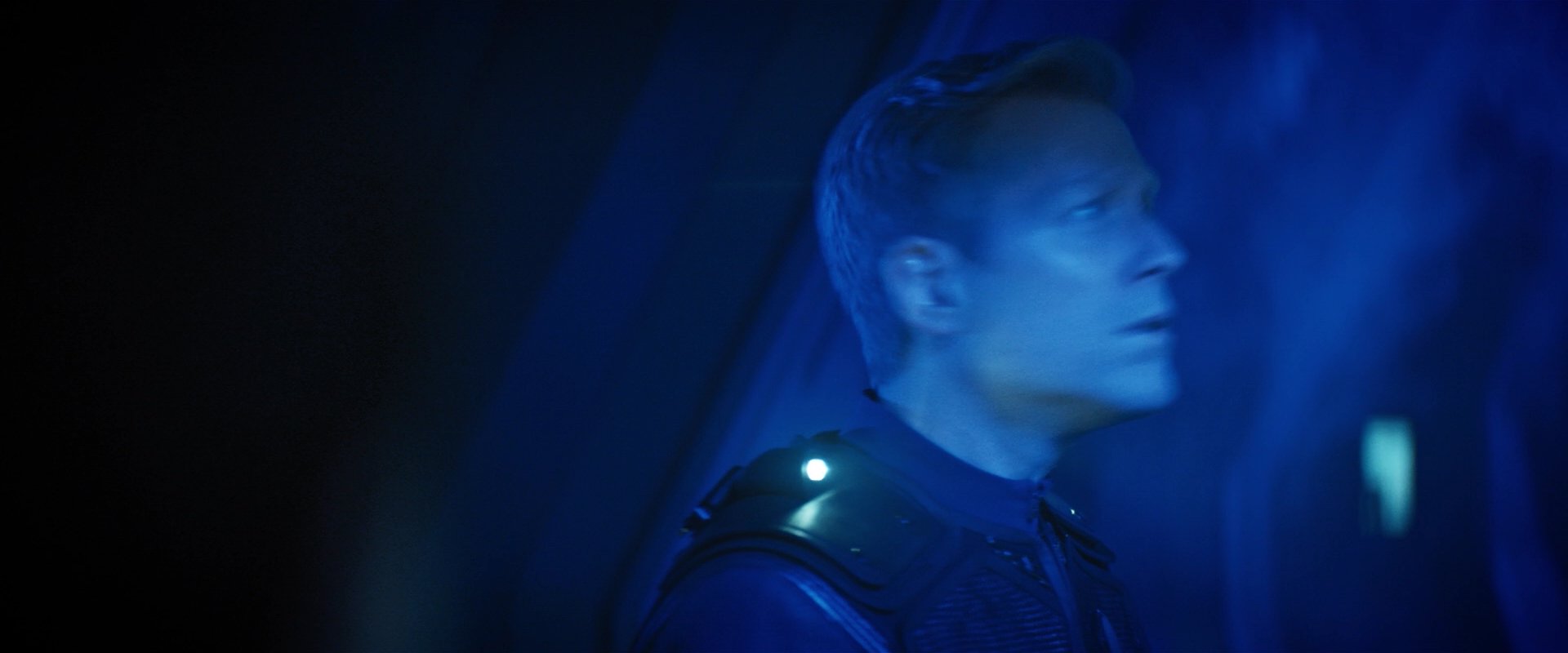 extant_StarTrekDiscovery_2x05-SaintsOfImperfection_03314.jpg