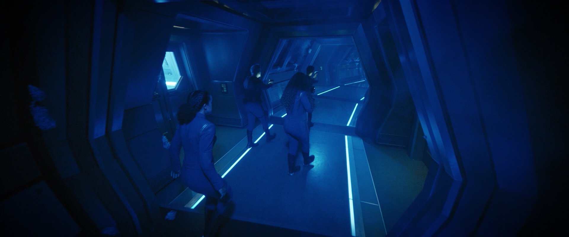 extant_StarTrekDiscovery_2x05-SaintsOfImperfection_03324.jpg