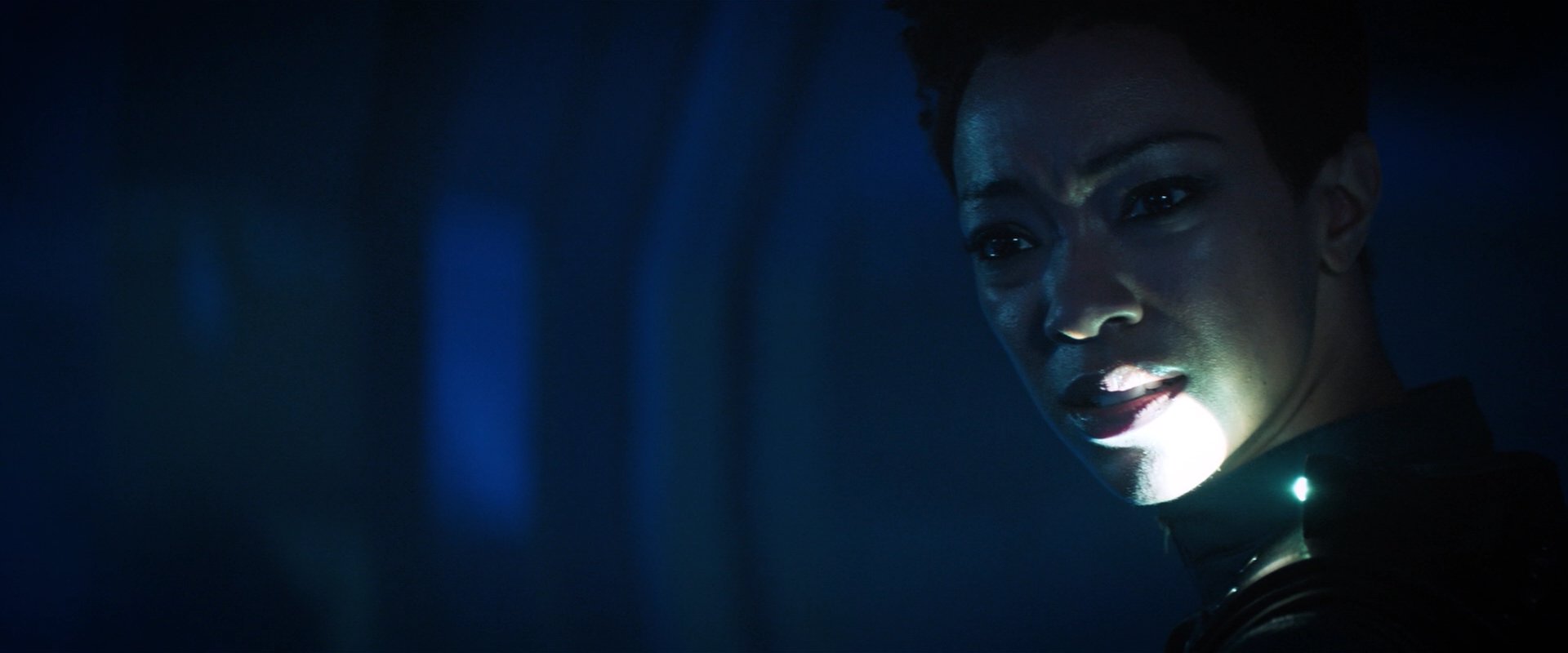 extant_StarTrekDiscovery_2x05-SaintsOfImperfection_03435.jpg