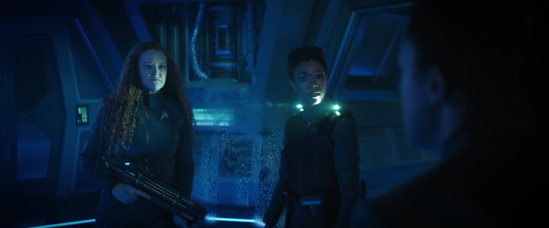 extant_StarTrekDiscovery_2x05-SaintsOfImperfection_03459.jpg