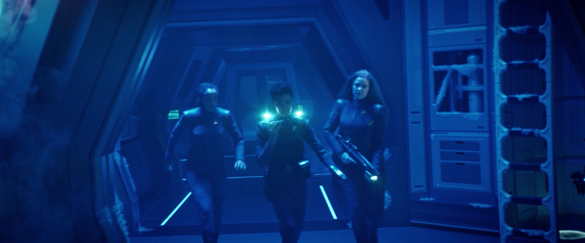 extant_StarTrekDiscovery_2x05-SaintsOfImperfection_03489.jpg