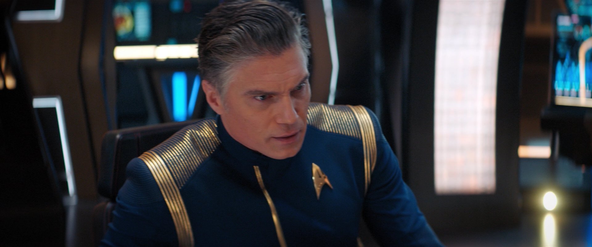 extant_StarTrekDiscovery_2x05-SaintsOfImperfection_03512.jpg