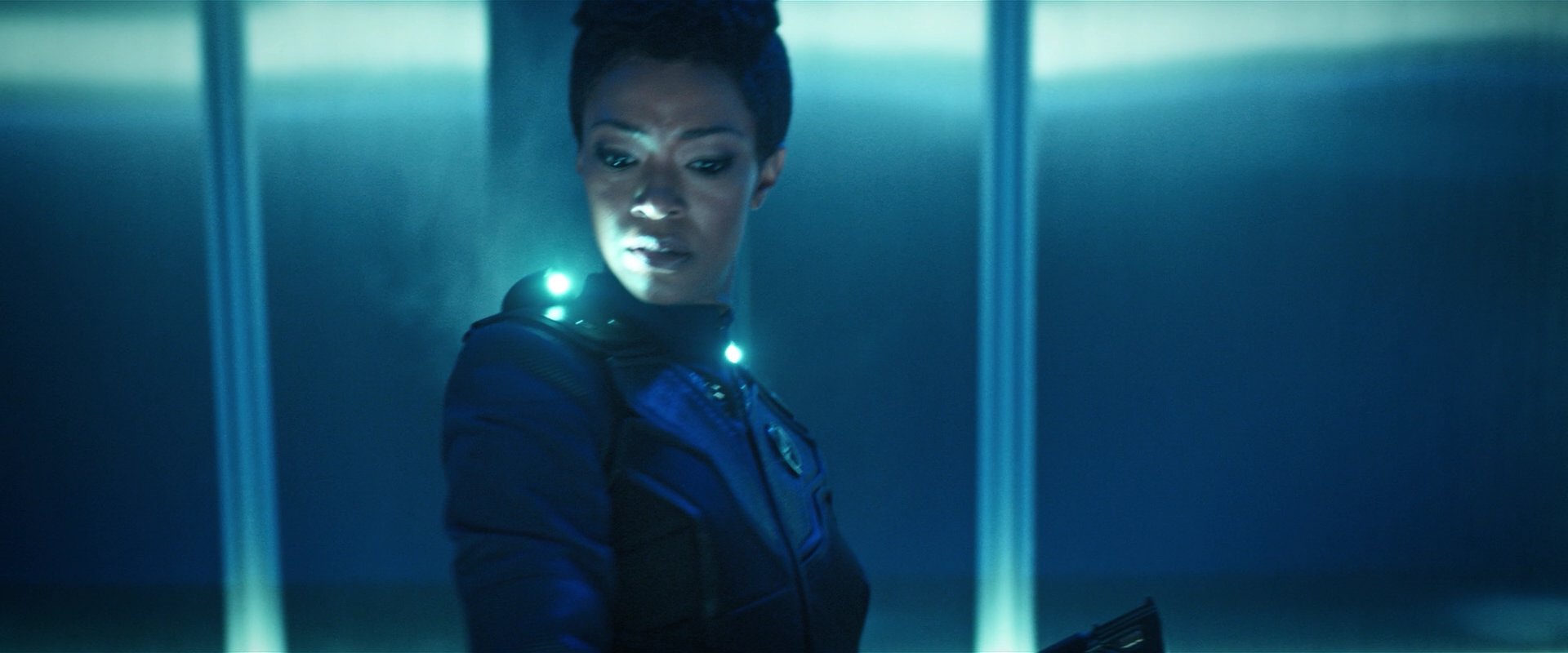 extant_StarTrekDiscovery_2x05-SaintsOfImperfection_03576.jpg
