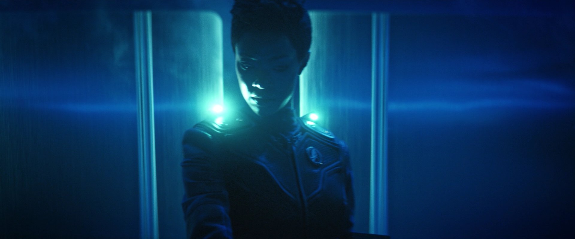 extant_StarTrekDiscovery_2x05-SaintsOfImperfection_03585.jpg