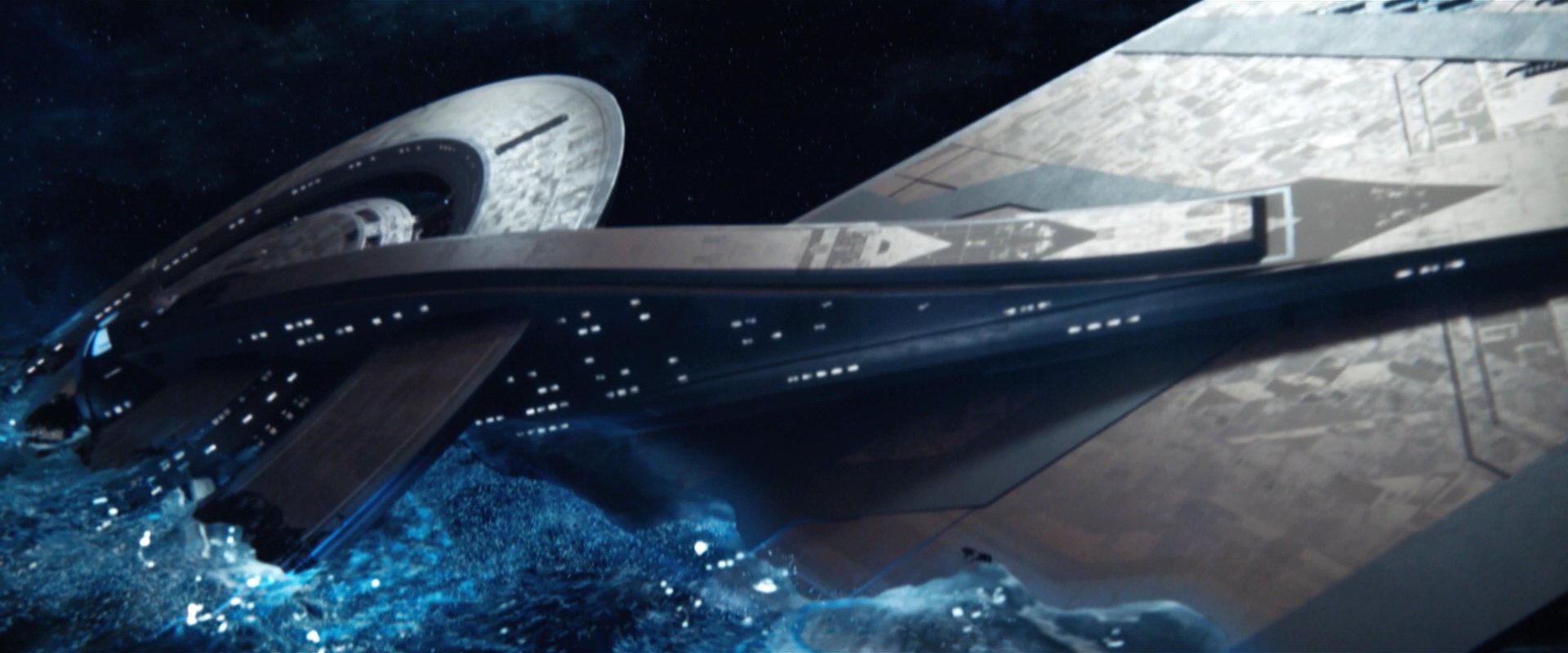 extant_StarTrekDiscovery_2x05-SaintsOfImperfection_03673.jpg
