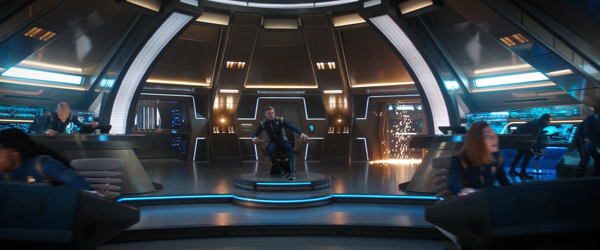 extant_StarTrekDiscovery_2x05-SaintsOfImperfection_03688.jpg