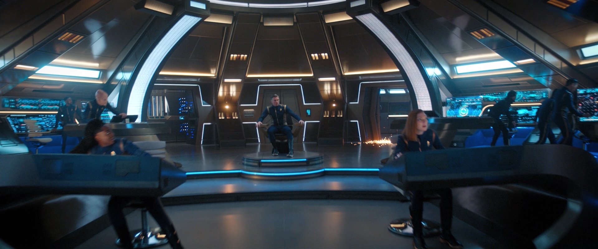 extant_StarTrekDiscovery_2x05-SaintsOfImperfection_03689.jpg