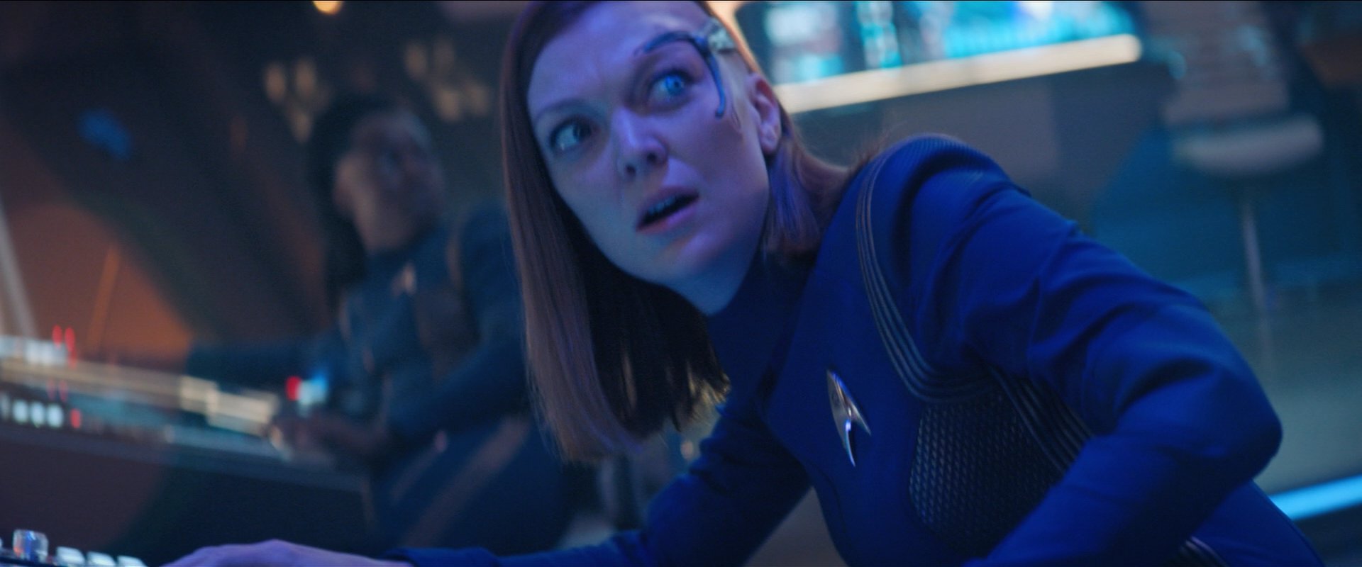 extant_StarTrekDiscovery_2x05-SaintsOfImperfection_03730.jpg