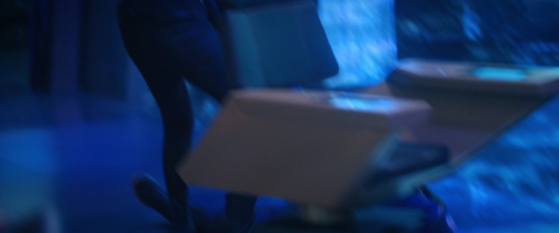 extant_StarTrekDiscovery_2x05-SaintsOfImperfection_03736.jpg
