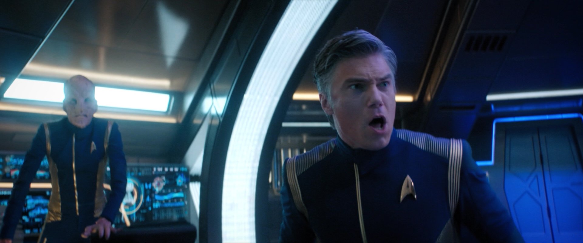 extant_StarTrekDiscovery_2x05-SaintsOfImperfection_03754.jpg