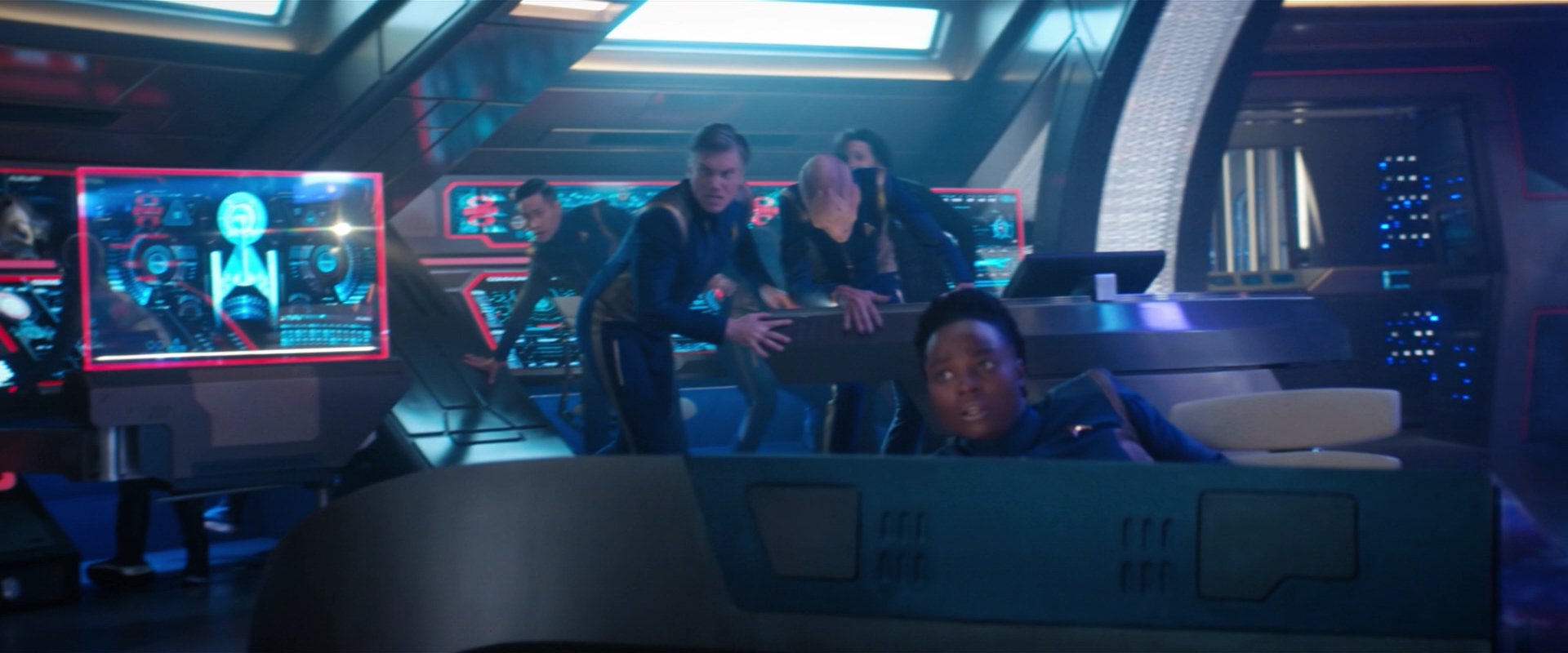 extant_StarTrekDiscovery_2x05-SaintsOfImperfection_03820.jpg