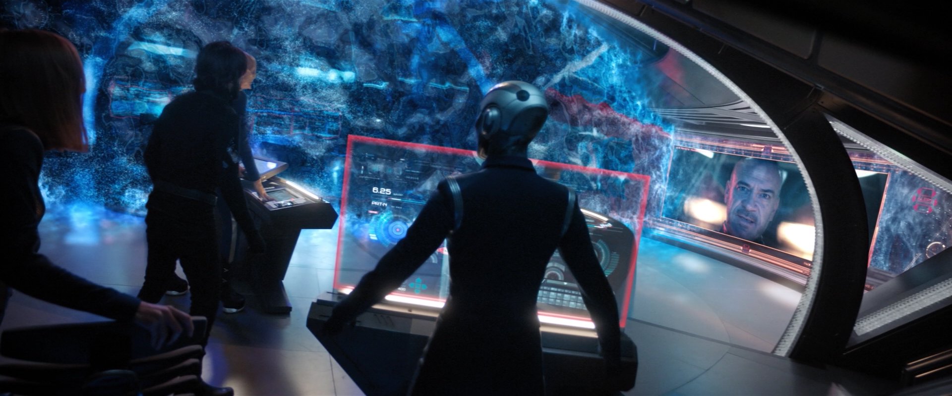 extant_StarTrekDiscovery_2x05-SaintsOfImperfection_03895.jpg
