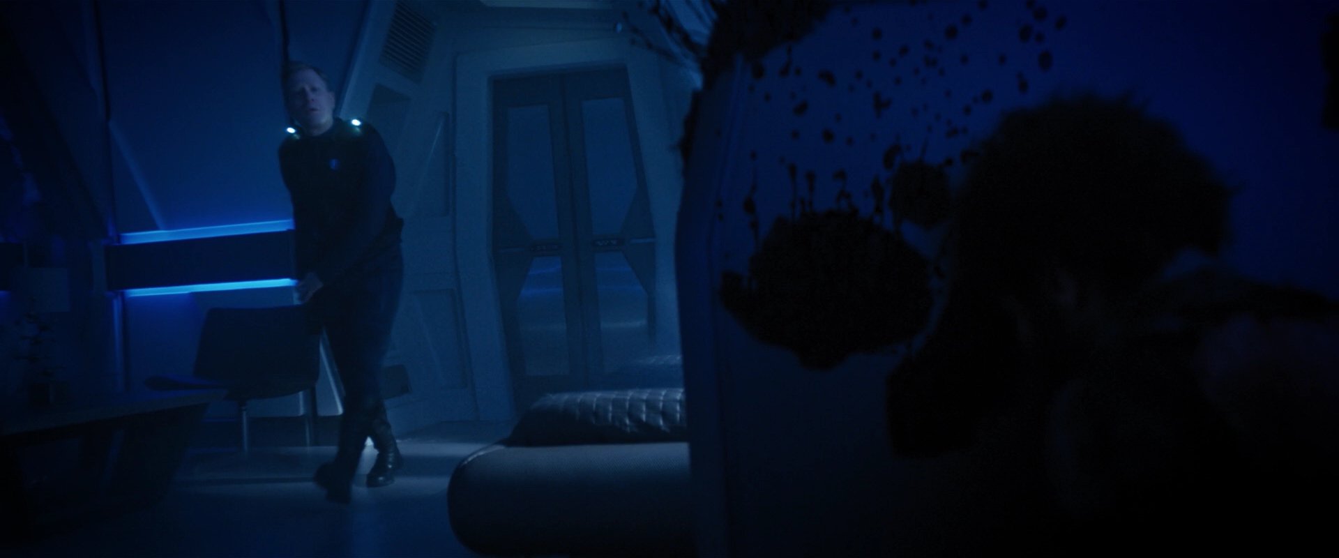 extant_StarTrekDiscovery_2x05-SaintsOfImperfection_03961.jpg
